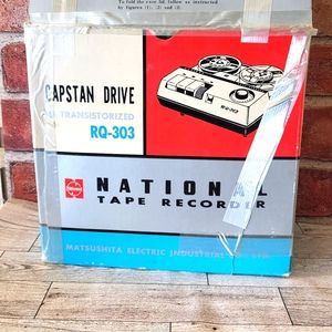 VINTAGE NATIONAL TAPE RECORDER